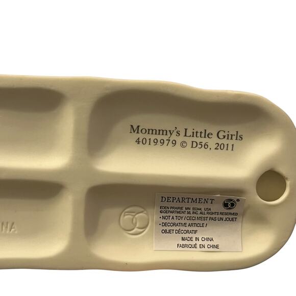 Department 56 Snowbabies Mommy's Little Girls 2011 Figurine - Picture 8 of 8